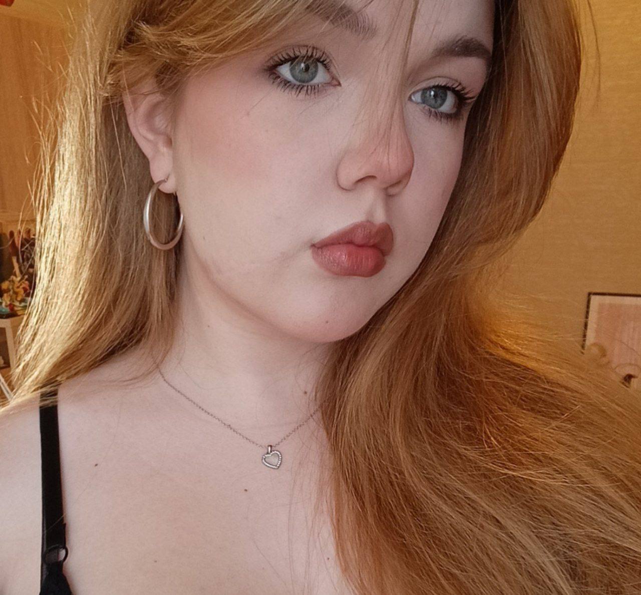 Аватар Полина